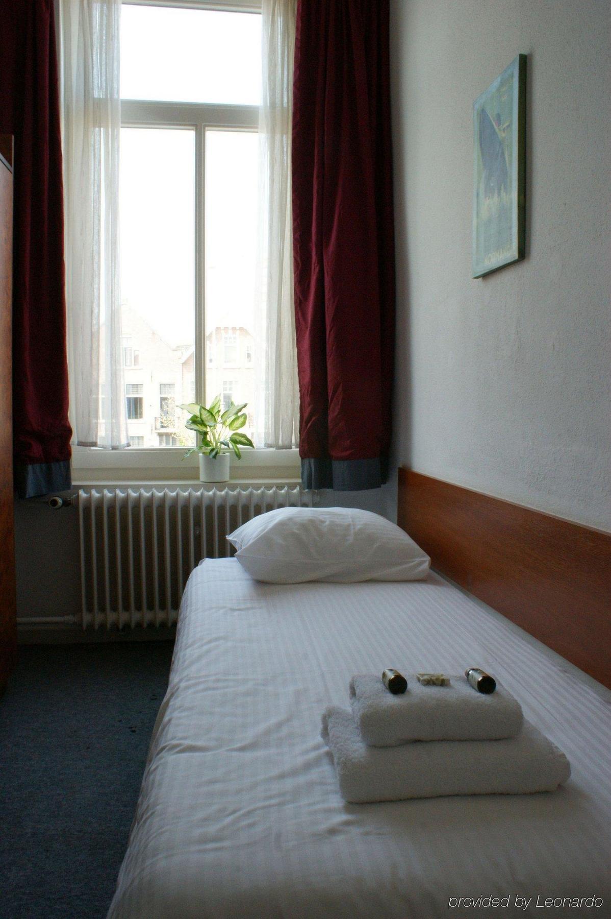 Hotel Benno Eindhoven Room photo